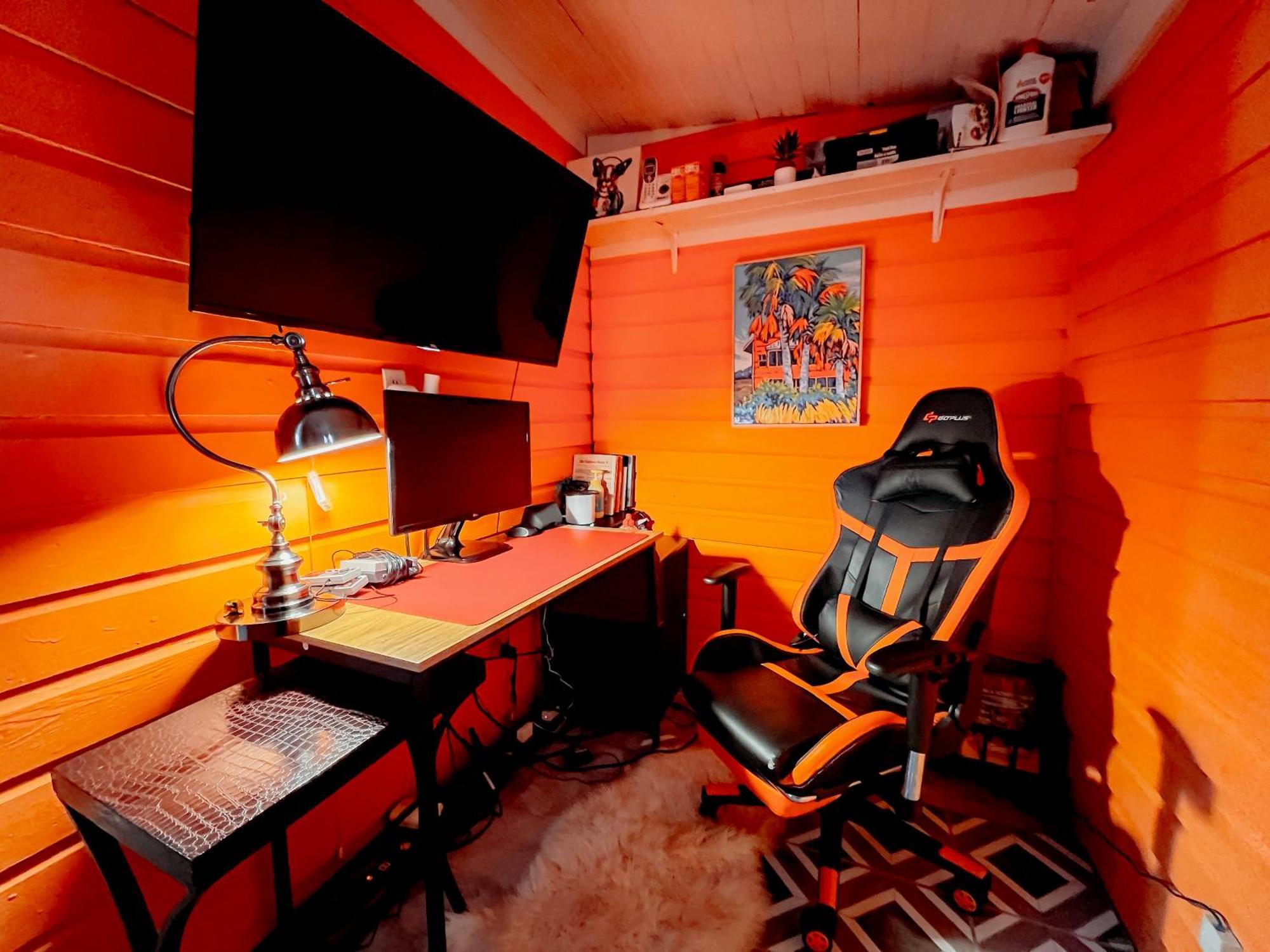 Giggling Creek Cottage - Bedjet! King Sized! Gazebo, 45 Acres, Arcades, Nintendo, More Henry ภายนอก รูปภาพ